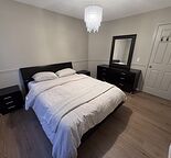 Private Room for Rent in Cozy, Newly Renovated Cougar Ridge Home!