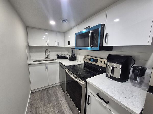 Brand New Legal 1-Bedroom Basement Suite for Rent w/Garage Parking– Valley Ridge