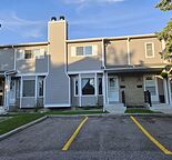 Townhouse; mature area, parking, private deck, 3 bed, 1.5 bath, full basement