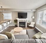 2 Bed. 2 Bath Marda Loop Condo!