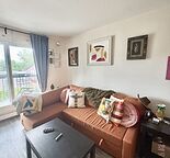 Bright 2 Bed, 1 Bath Apartment in Bowness | South-Facing Balcony g