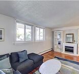 Cozy Kensingto Condo