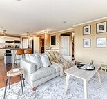 Exceptional 5 Bedroom House in Valley Ridge