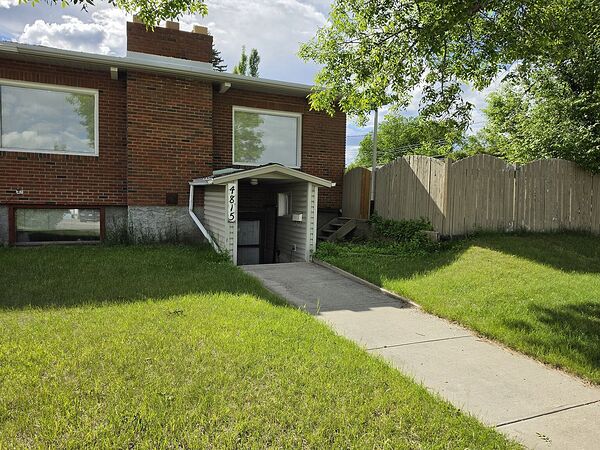 Calgary 3 bedrooms Basement for rent. Property photo: 762339-2