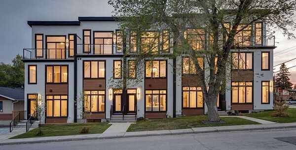FOR RENT – Brand New Luxury Townhomes in Glenbrook