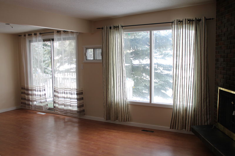 Calgary 2 bedrooms Duplex for rent. Property photo: 76282-1