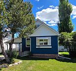Cozy 2 bedroom 2 bath in Mayland Heights NE