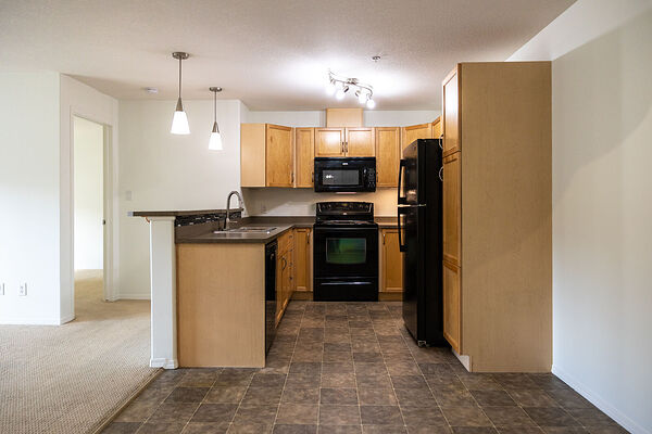 Edmonton 2 bedrooms Condo Unit for rent. Property photo: 763356-3