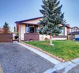 Seeking Long-term Commitment: Charming Completely Renovated Bi-Level Duplex