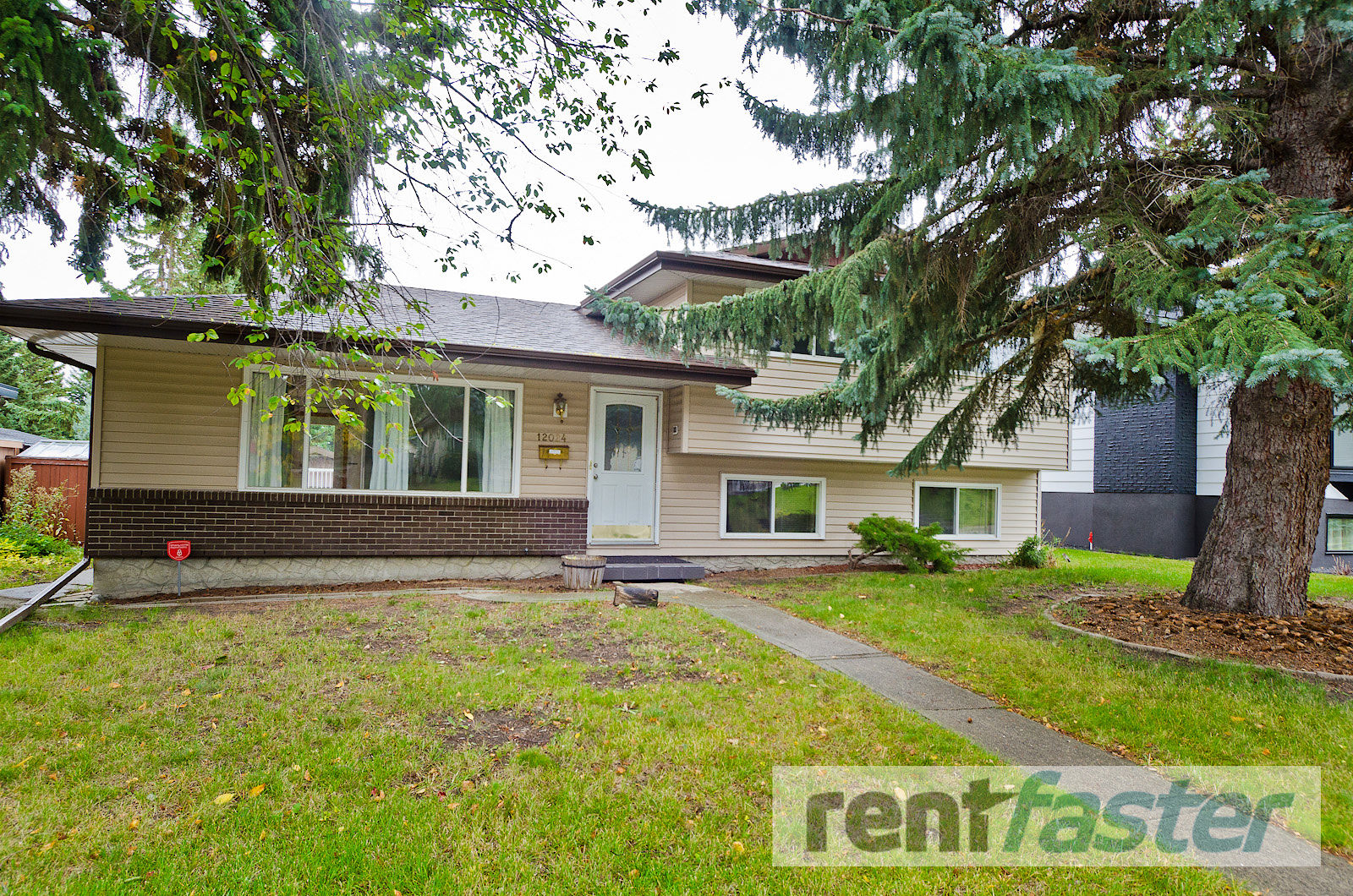 Calgary 5 bedrooms House for rent. Property photo: 76446-1