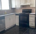 Cozy 3 Bedroom Main Floor House