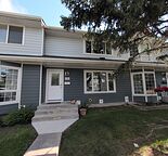 Renovated Spacious Townhouse for Rent in Beddington Heights - Available Sept 1st
