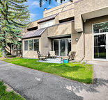 Spacious 2 Bedroom with pool