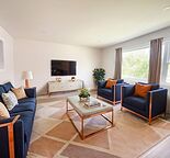 Cozy modern and fully renovated 2-bed. , prox. to downtown,  mall, park, transit