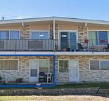 BRIGHT 2 BEDROOM + 1 BATH UNIT NEAR AMENITIES AND TRANSIT!