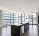Great Views in this 2Bed 2Bath 1200+ sqft Condo w/ UG Parking