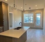 WOLF WILLOW- HARLOW- 2 BED 2 BATH WITH UNDERGROUND PARKING