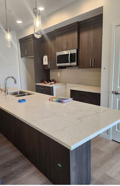 Calgary 1 bedroom Condo Unit for rent. Property photo: 767635-2