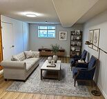 3 BEDROOM UNIT WITH 3 PARKING SPOTS AND BIG BACKYARD.