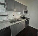 Beautifully renovated 2 bedroom corner unit