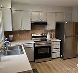 Main Floor 3 bedroom+ 1 bathroom in Southwood