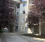 Somerset-2 bed /2 full bath condo (Near Somerset LRT Station)