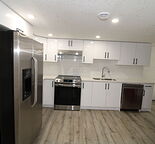 LEGAL Walkout 2 Bed Basement Suite, Private Entrance, Cityscape NE