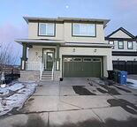 LEGAL Walkout 2 Bed Basement Suite, Private Entrance, Cityscape NE
