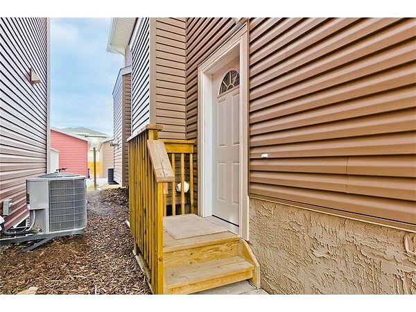 One Bedroom shared bath in a Spacious Basement