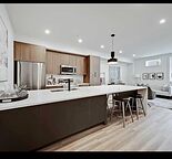 Bright & Private 2 Bed, 2 Bath Walk-Out Basement Suite in Inglewood