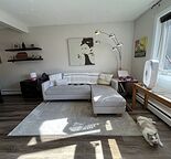 Bright and Spacious Room in Townhouse Ready to Rent