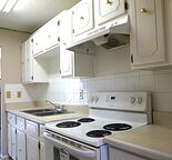 3 Bedroom 1.5 Bathroom Townhouse
