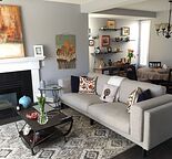 Beautiful 2 Bed + 2.5 Bath Townhome in Desirable Signal Hill