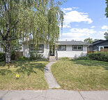 Renovated Brentwood 5-Bedroom Home with Garage & Yard