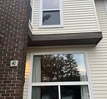3 Bedroom Townhouse close to park, school and dogpark