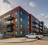 Bright & Open 1 Bed Unit Available NOW!!