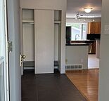 Brentwood 3 Bedroom House/Walk to UC & LRT