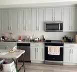 Modern 1BR/1BA Sage Hill Condo - Parking& utilities Included!