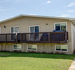 Renovated  3 Bed 1 Bath Main Floor Unit - Pet Friendly!