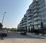 Cozy 1 Bedroom Downtown Condo by the River