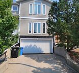 Spacious Townhouse in West Hillhurst