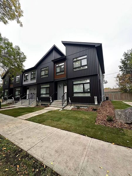 BRAND-NEW 3-BEDROOM MAIN & UPPER UNIT WITH GARAGE - Central AC