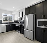 Bright South Facing Modern End Unit Townhouse 2 Bed + Den