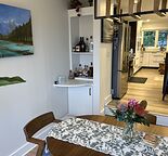 Like new, upscale townhouse with awe-inspiring views
