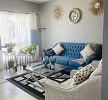 Beautifully 3 bedroom house with tons of amenities within walking distance