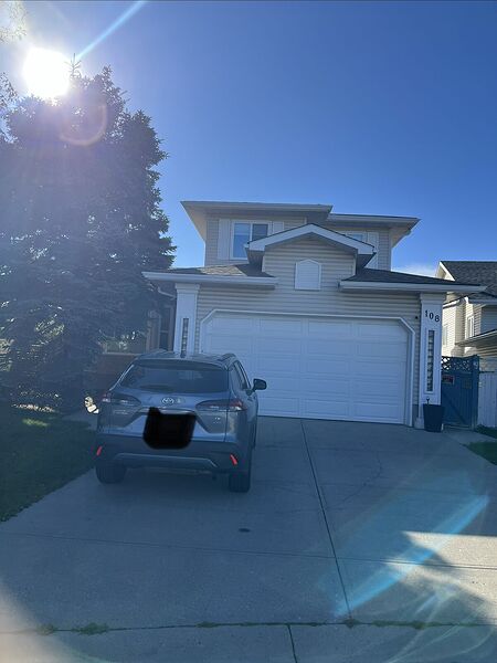 Large Gorgeous 3 Bed & 2.5 Bath with 2 private decks
