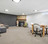 Large 1 Bed/1 Bath Basement Suite