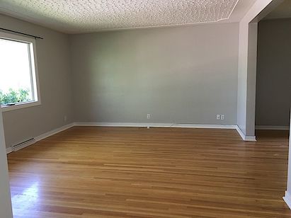 Calgary 2 bedrooms Main Floor for rent. Property photo: 77309-2
