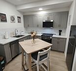 New Legal 1-Bedroom Furnished Basement Suite for Rent – RockLand Park