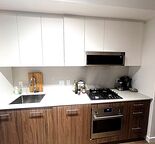 Modern Comfort – 2 Bed, 2 Bath – Steps from Peace Bridge